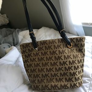 Tan and Blue Michael Kors Tote 👜